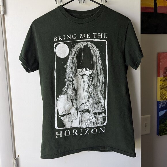 Bring Me The Horizon Dark Green Faceless Girl Band Tee Size Small - Picture 1 of 7